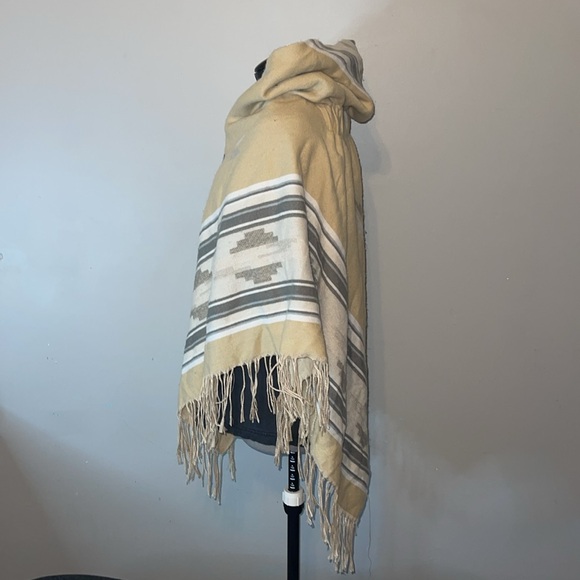 Beige Poncho with Fringe - Picture 2 of 3